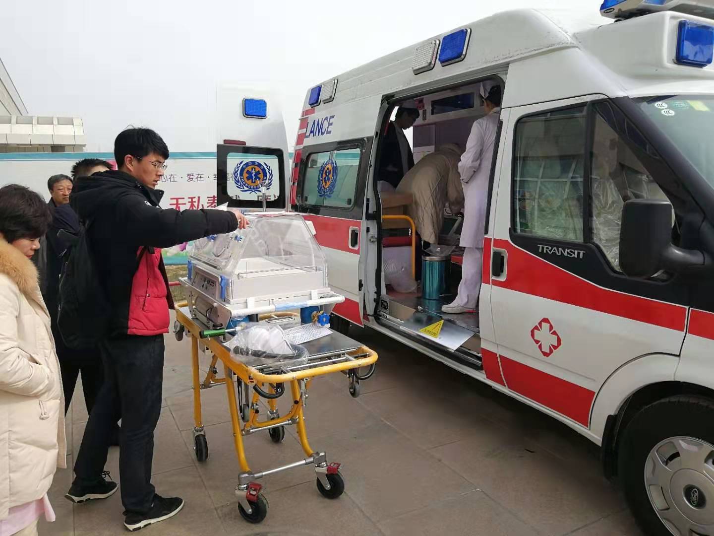 万年县救护车转院